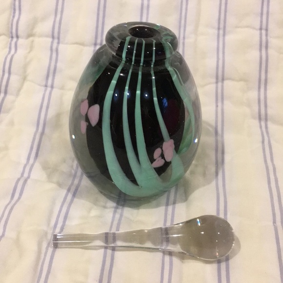 Other - Vintage glassware bottle glass swirl teal & black